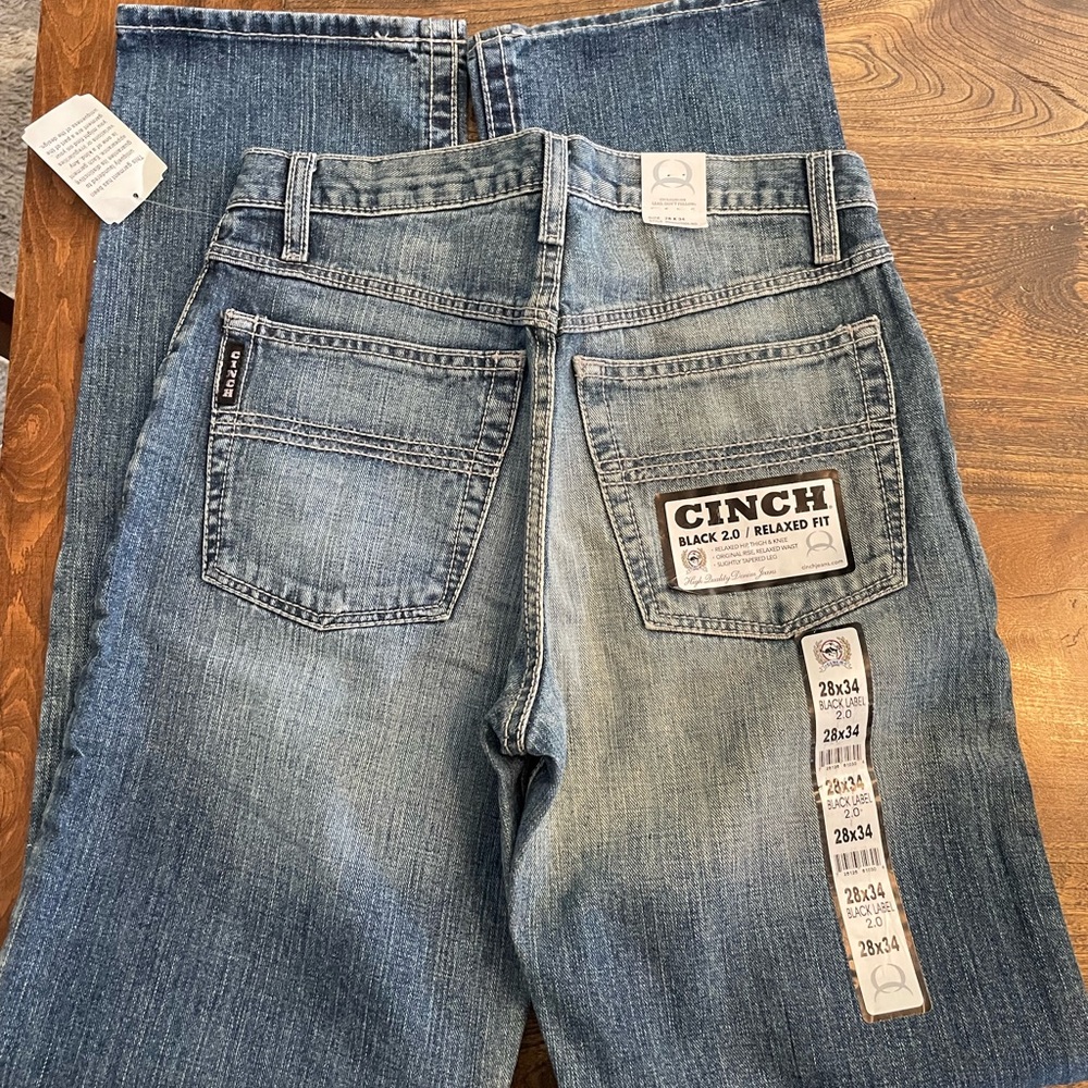 Cinch Black 2.0. 28x34